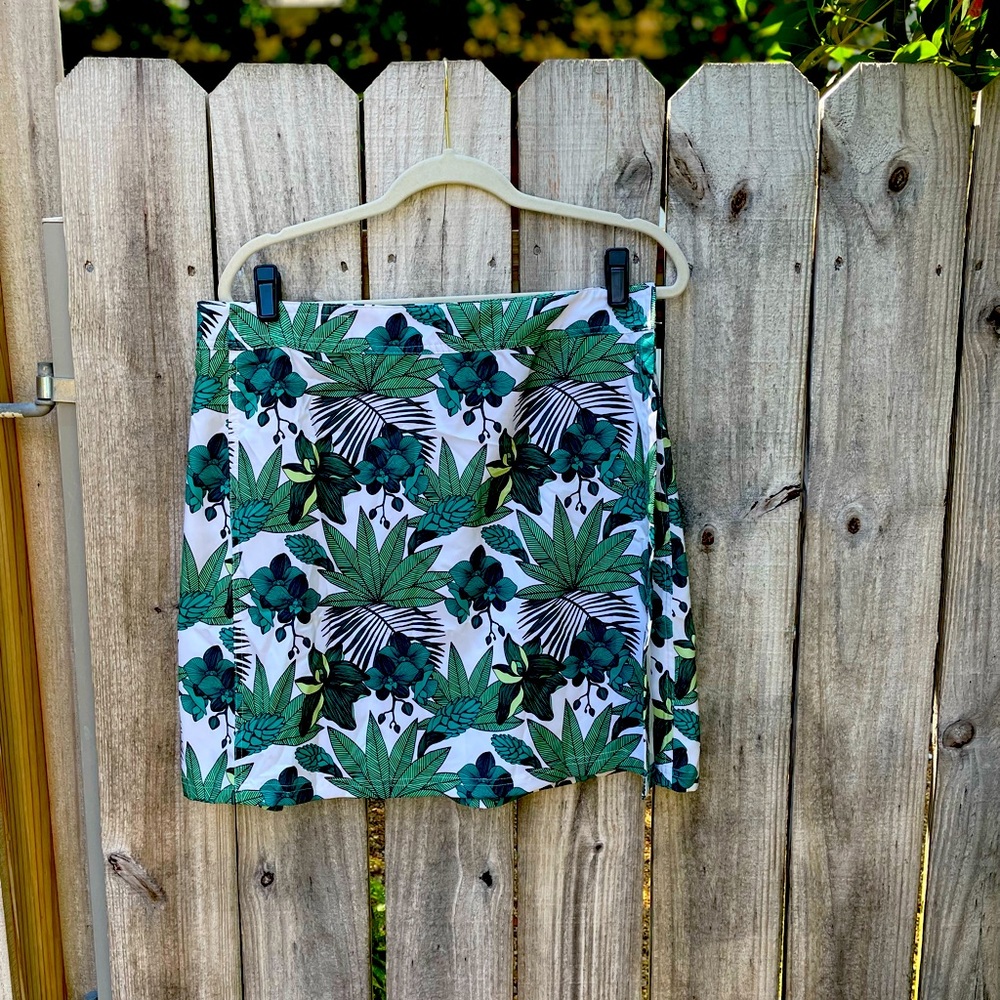 Rip skirt Hawaii size large, length 2